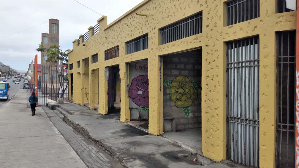 Oficinas del Registro Civil en la Bonilla incendiado durante las manifestaciones del estallido social