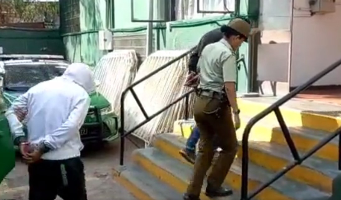 Carabineros detiene a tres sujetos por robar concentrado de cobre a ...